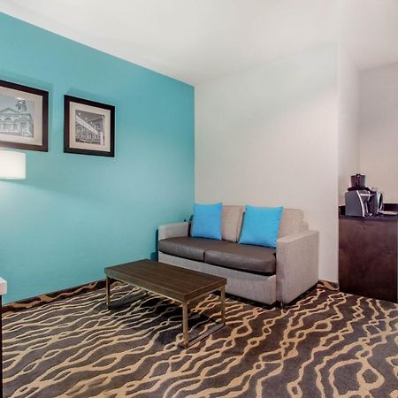 La Quinta Inn & Suites By Wyndham Northlake Ft. Worth Elizabethtown Kültér fotó