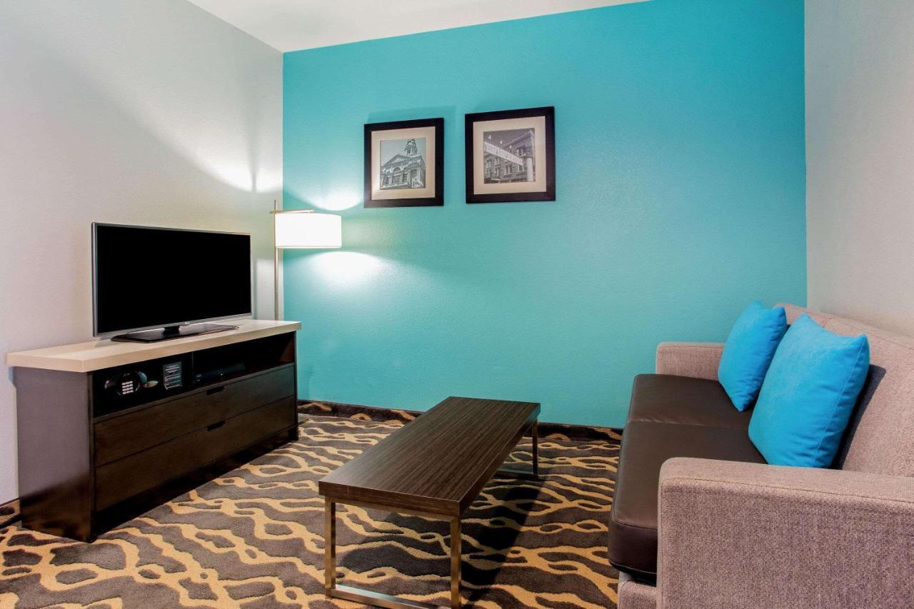 La Quinta Inn & Suites By Wyndham Northlake Ft. Worth Elizabethtown Kültér fotó